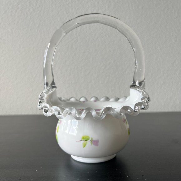 Fenton Silver Crest Violets-in-the-Snow Basket // Signed Dane F. // Easter Decor - Picture 3 of 8